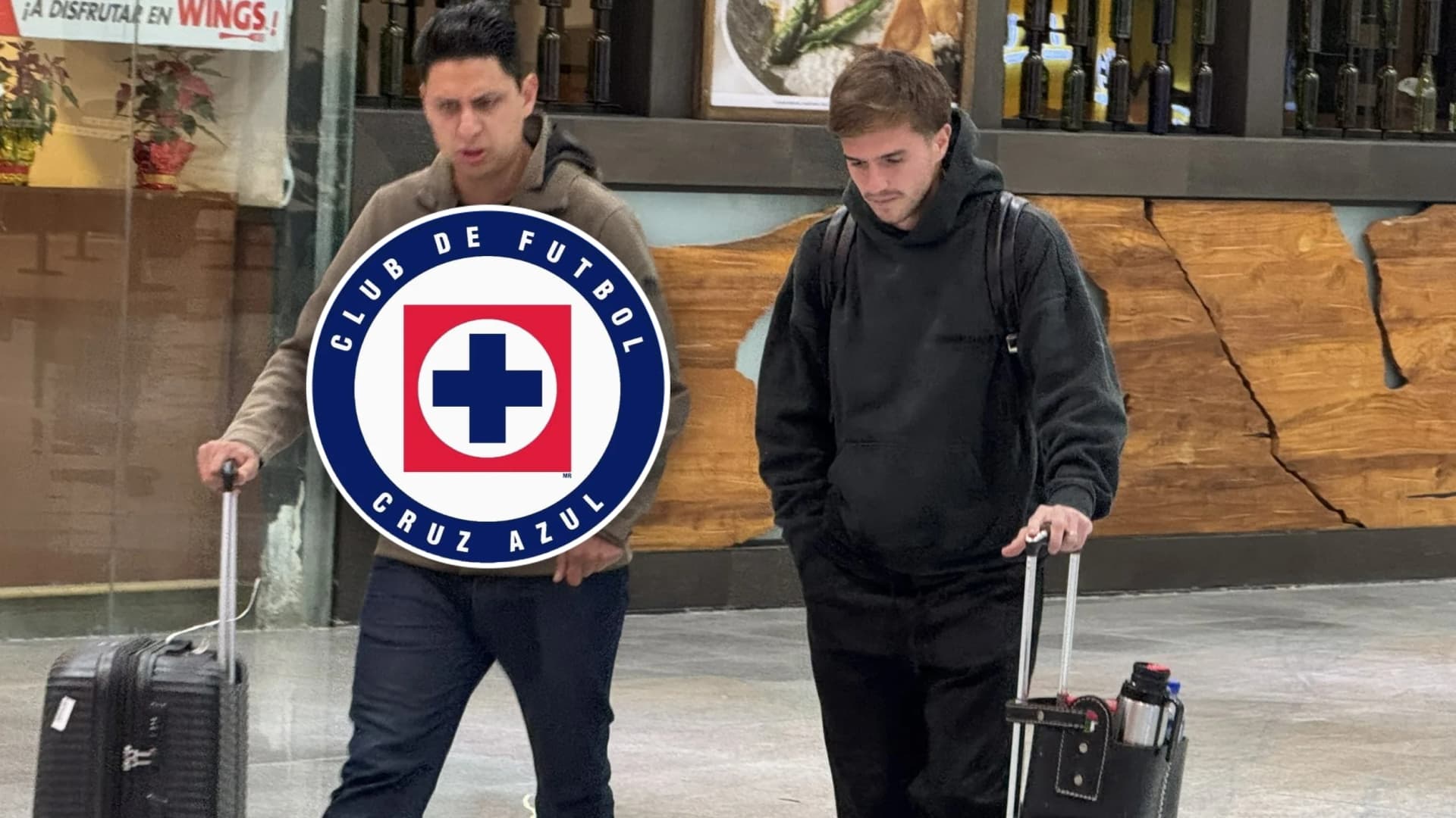 Agustín Palavecino llegando a CDMX para firmar con Cruz Azul