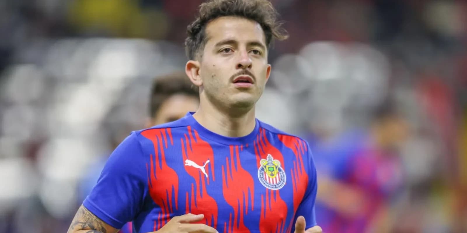 Alan Mozo trabajó en una nueva colaboración mientras en Chivas definen su destino