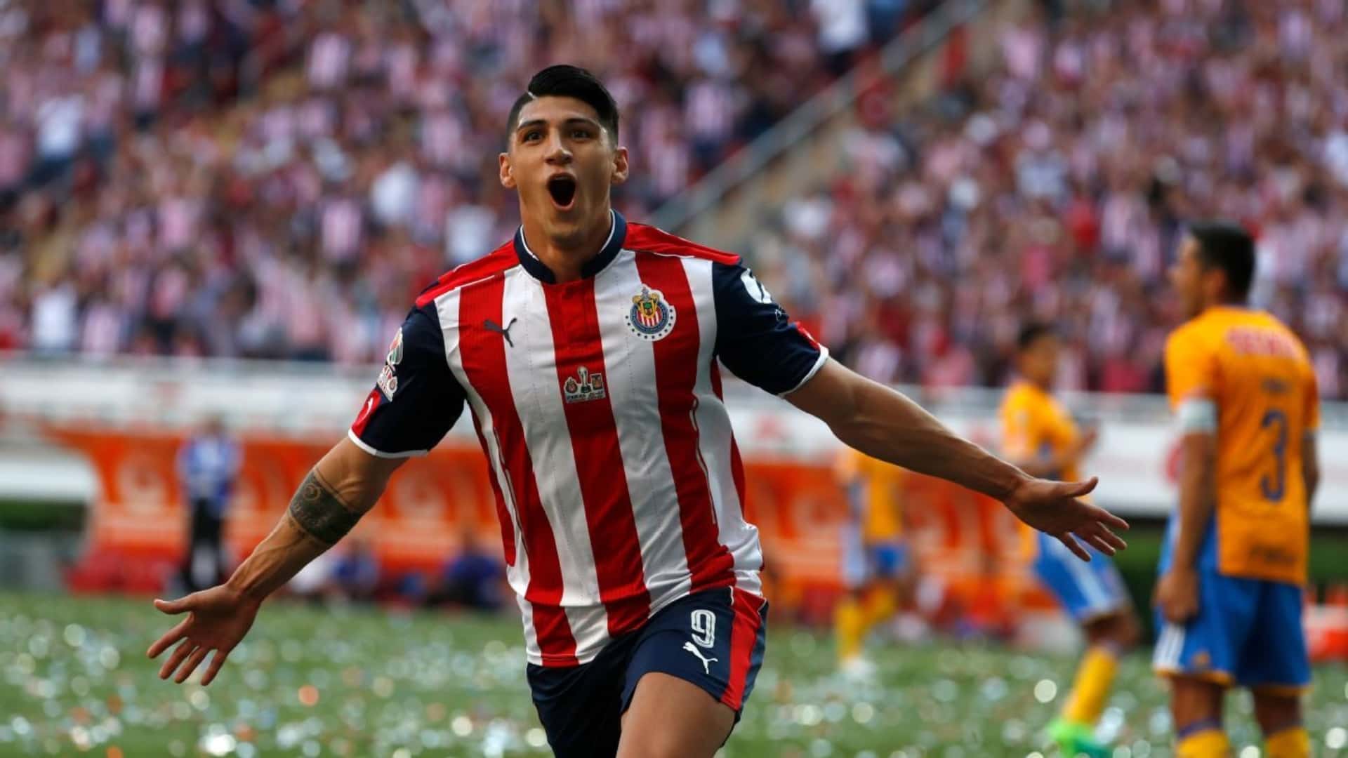 Alan Pulido en Chivas (Foto: ESPN)