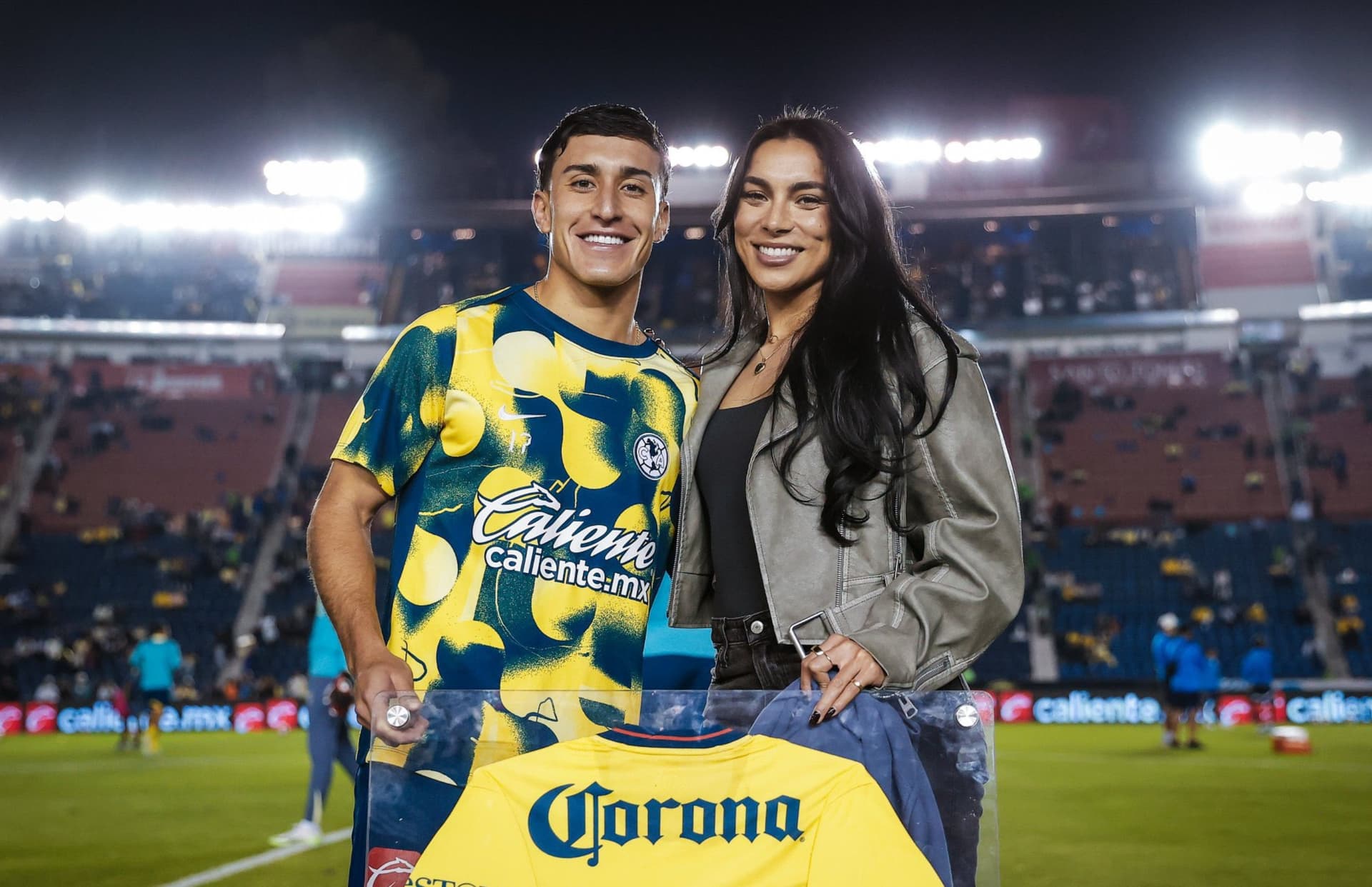 Alejandro Zendejas y Sabrina Enciso/ Foto Club América.
