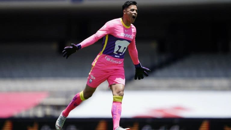 Alfredo Talavera les dio un regalo a Chivas previo a su llegada.