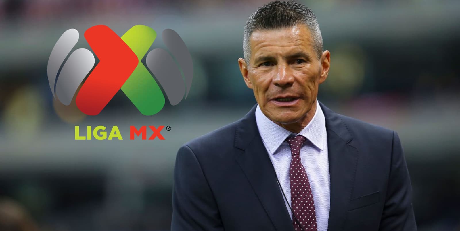 Alfredo Tena junto a escudo de la Liga MX / FOTO ESPN