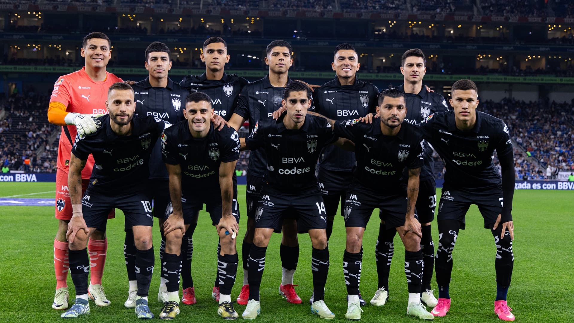Alineación Rayados