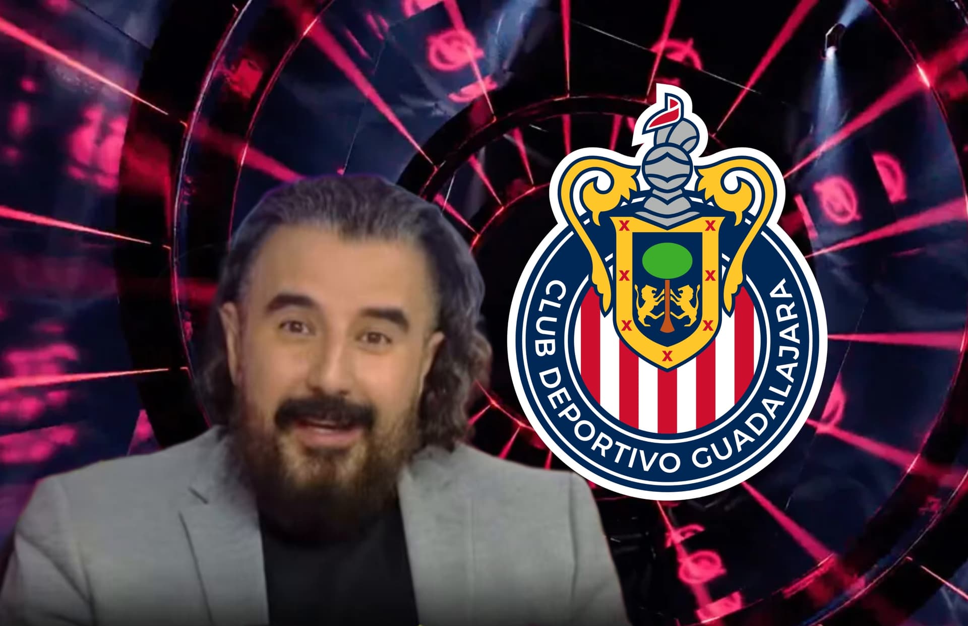 Álvaro Morales y escudo de Chivas/Foto Adweek.