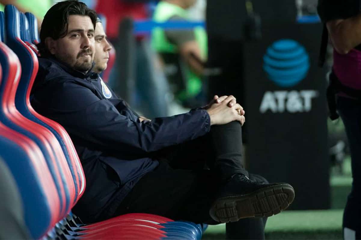 Amaury Vergara se mantiene invirtiendo poco dinero en Chivas, y esta podría ser la razón.