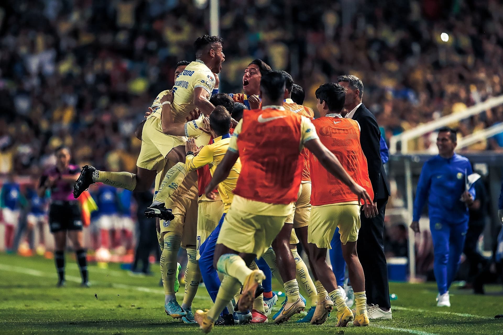 América busca un resultado histórico.