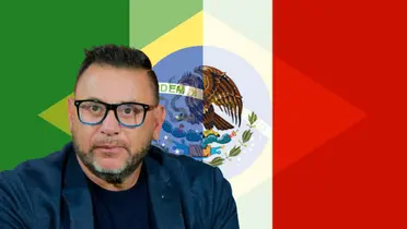 Antonio Mohamed con la bandera de la selección de Brasil y México