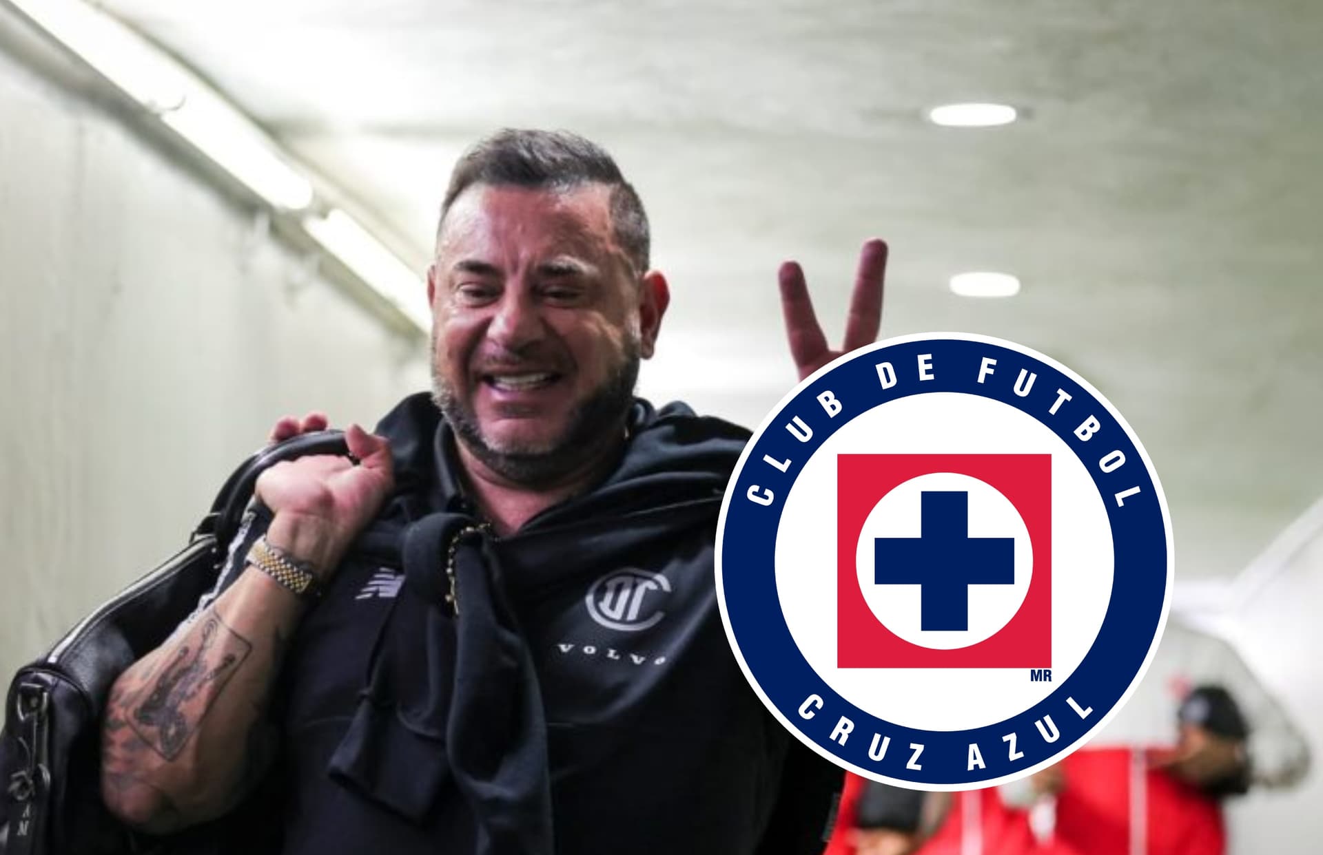 Antonio Mohamed y escudo de Cruz Azul/Foto Toluca FC.