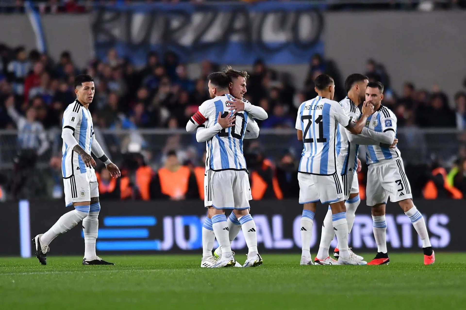 Argentina se encarga de inaugurar la actividad el día de hoy.