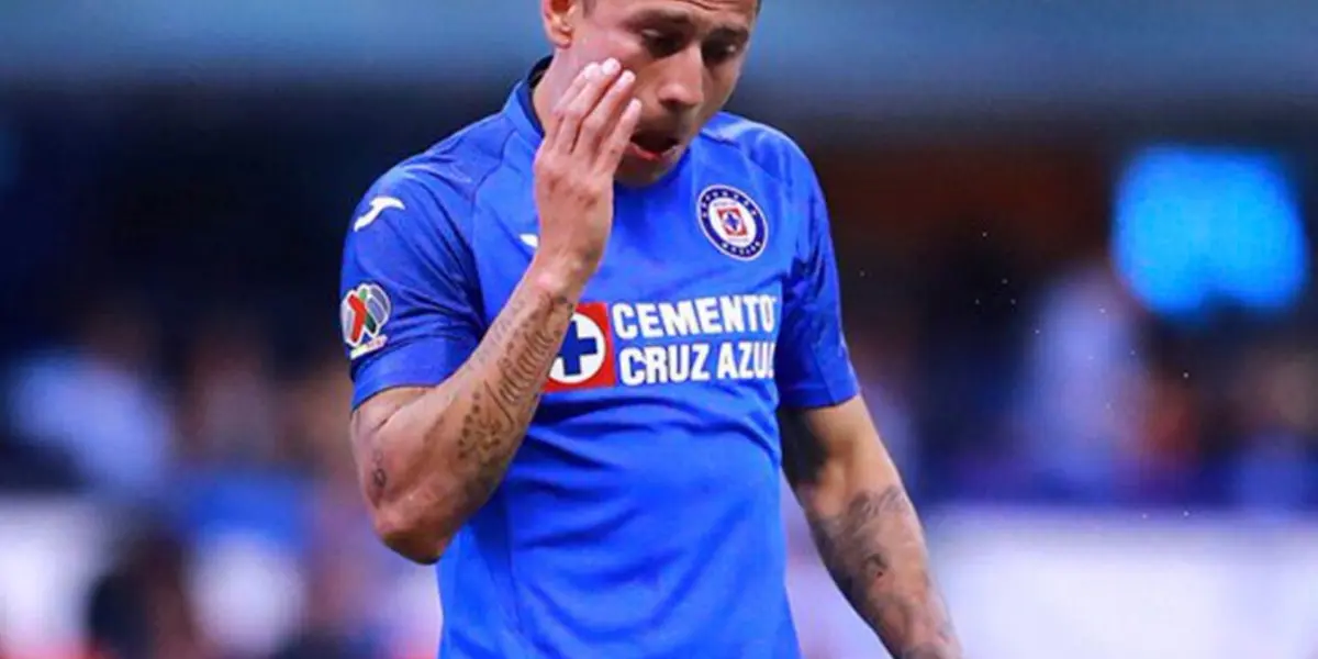 Aunque Cruz Azul ganó, Julio 'Cata' Domínguez despertó a los fantasmas del fracaso en la Máquina.