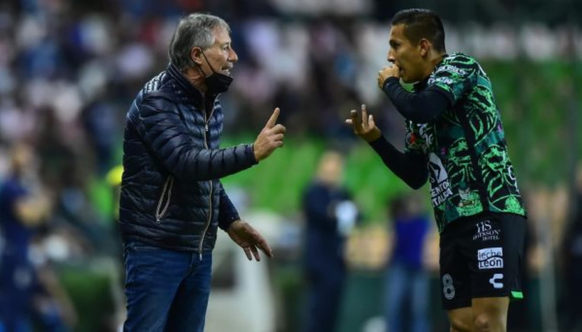Aunque obtuvo un título con León no rindió, y por eso lo corrieron