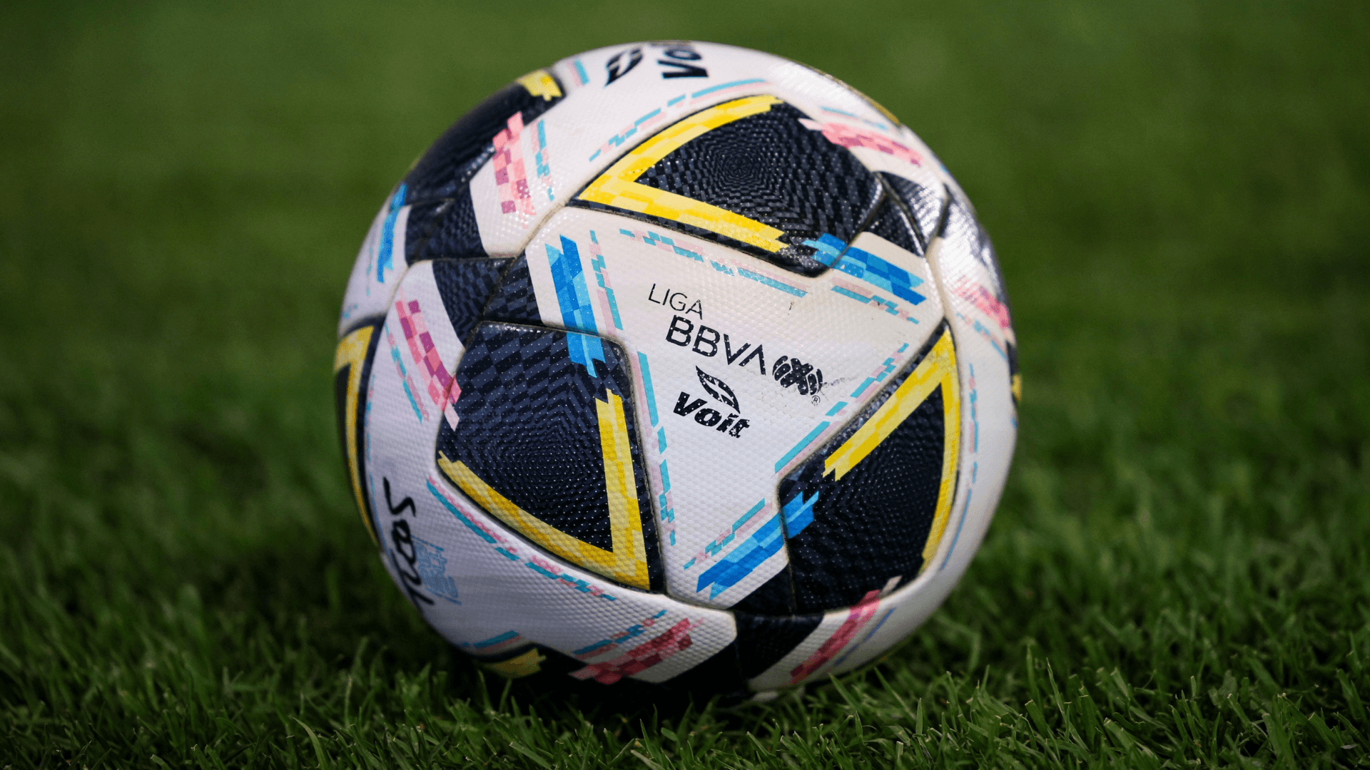 Balón de Liga MX | Foto: @LigaBBVAMX