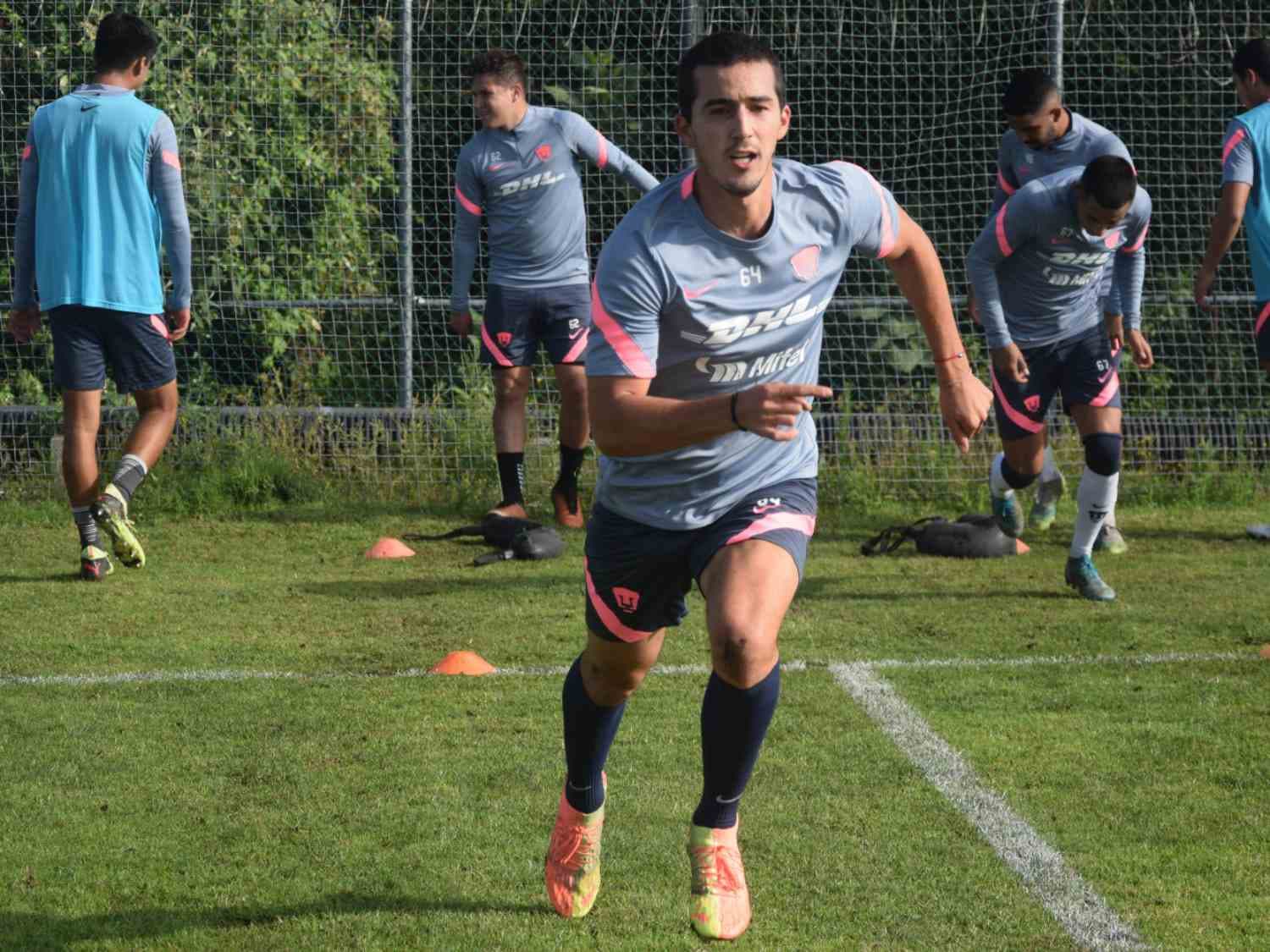 Bennevendo, López e Islas serían los jugadores que podrían subir al primer equipo de Pumas.