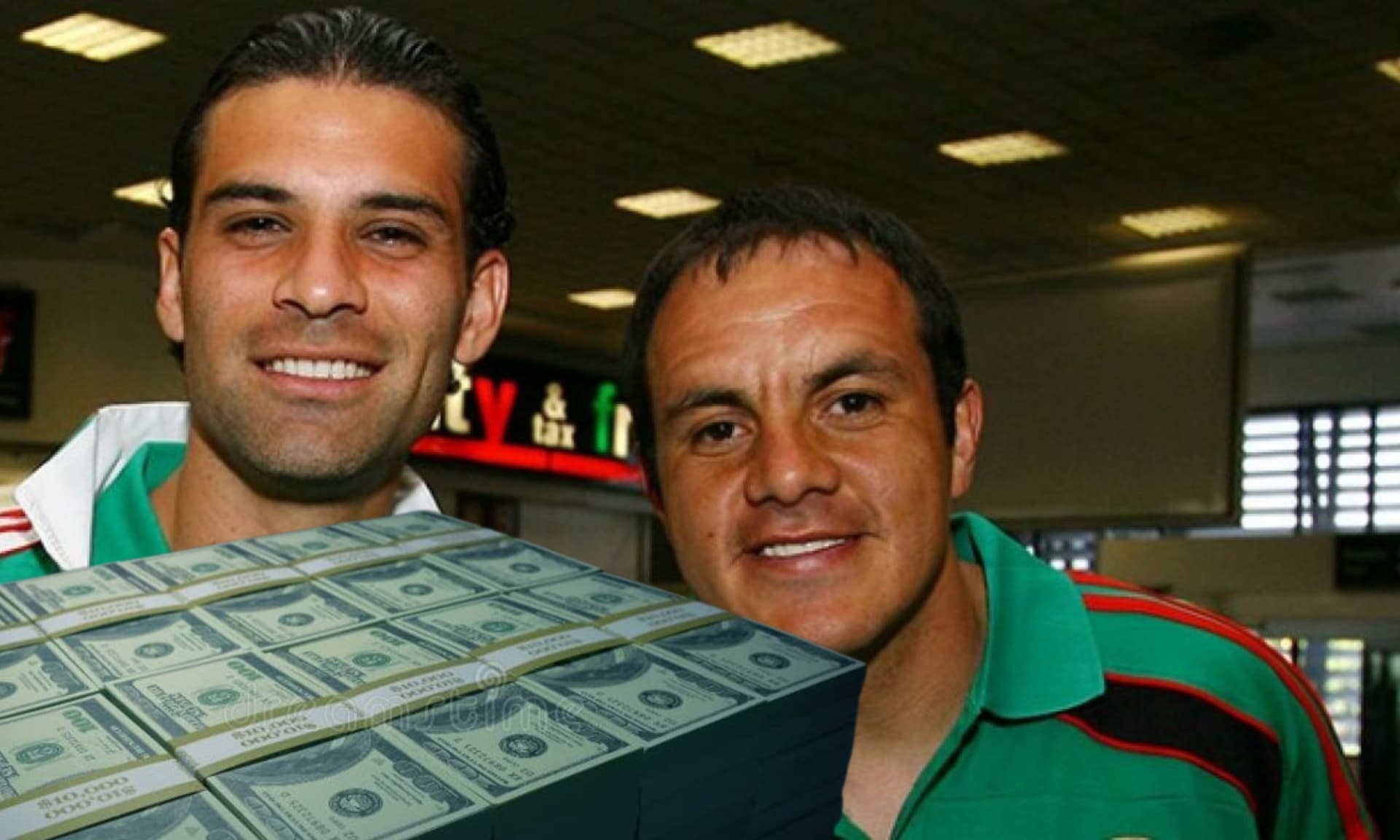 Blanco y Márquez posan para la cámara en un aeropuerto / Récord