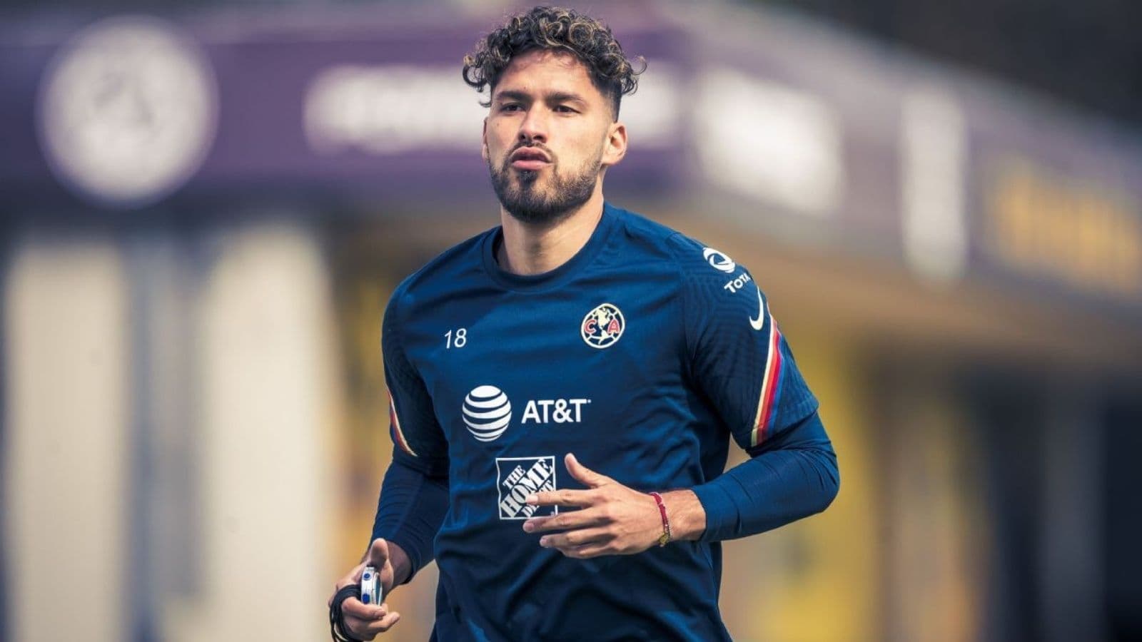 Bruno Valdez estaría cada vez más lejos del América