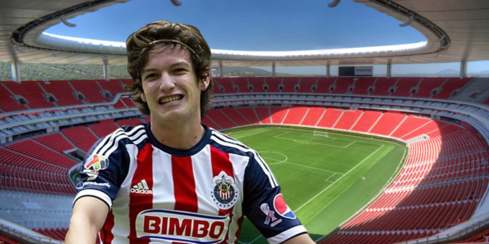 Carlos Fierro en el Estadio Akron / FOTO MEDIOTIEMPO