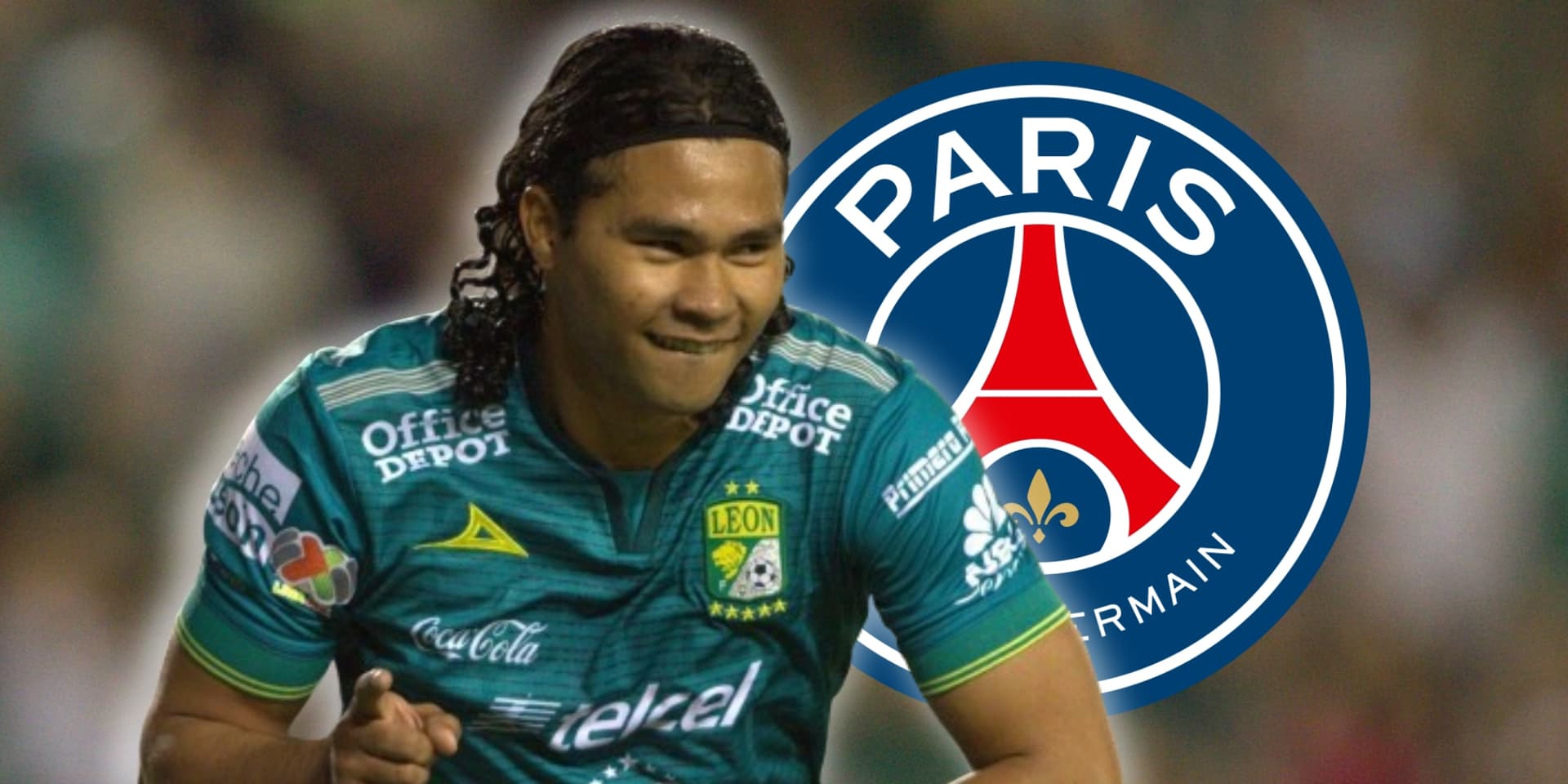 Carlos 'Gullit' Peña con la playera del León / Foto: Getty Images