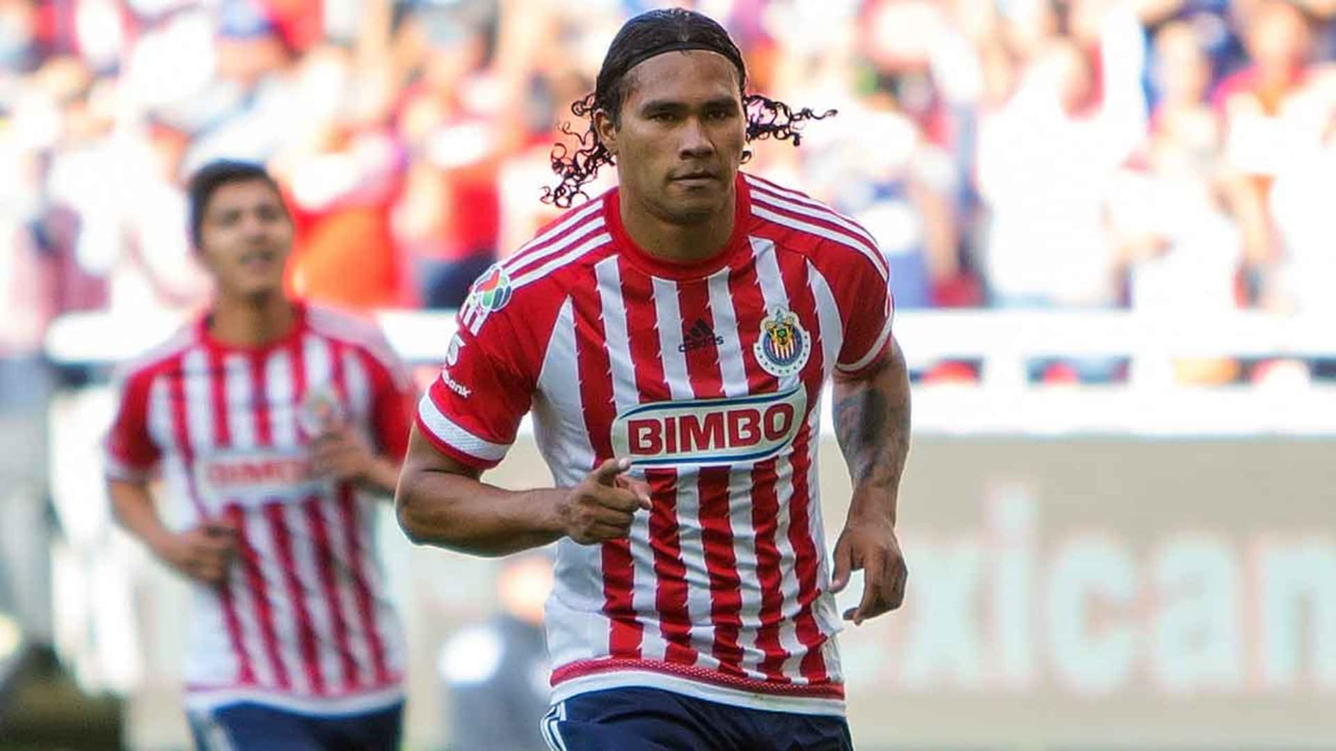 Carlos Peña en el equipo Club Deportivo Guadalajara