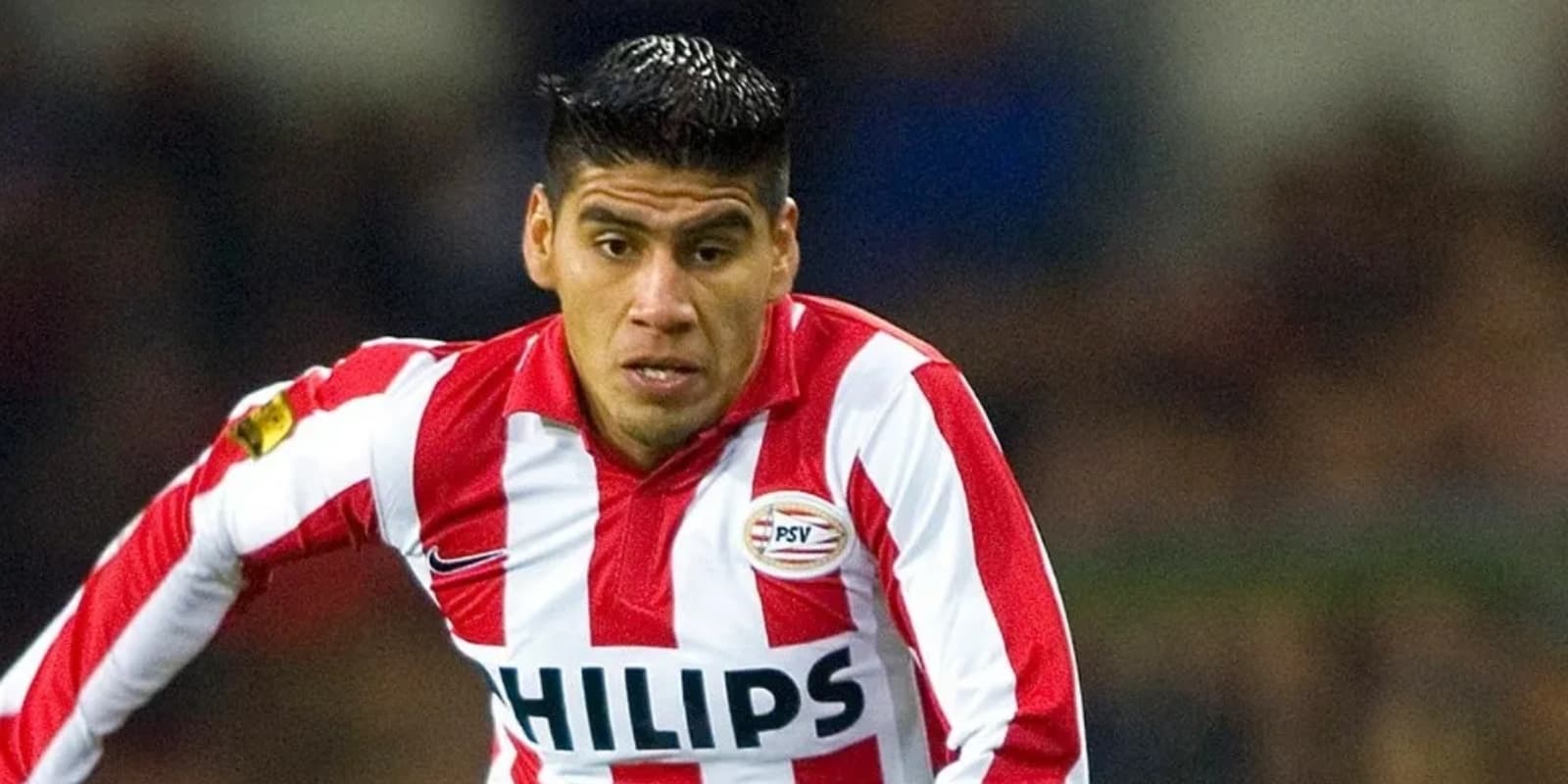 Carlos Salcido portando el jersey del PSV Eindhoven / FOTO SoyFútbol