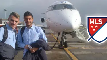 Carlos Vela en el aeropuerto previo a un viaje con Real Sociedad / Foto: Diario Marca