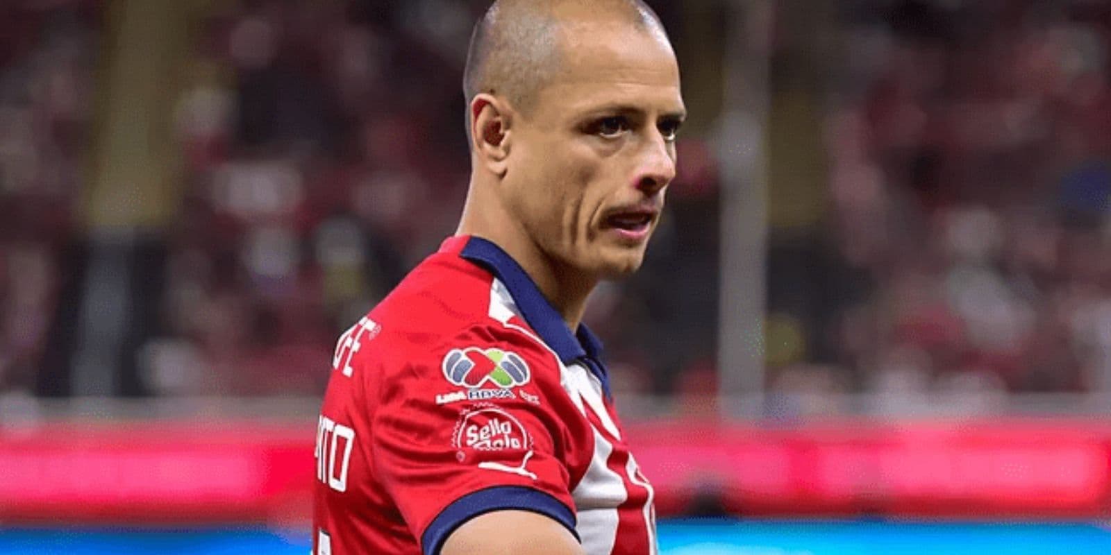 Chicharito Hernández en un partido de Chivas (Foto: Mexsport)