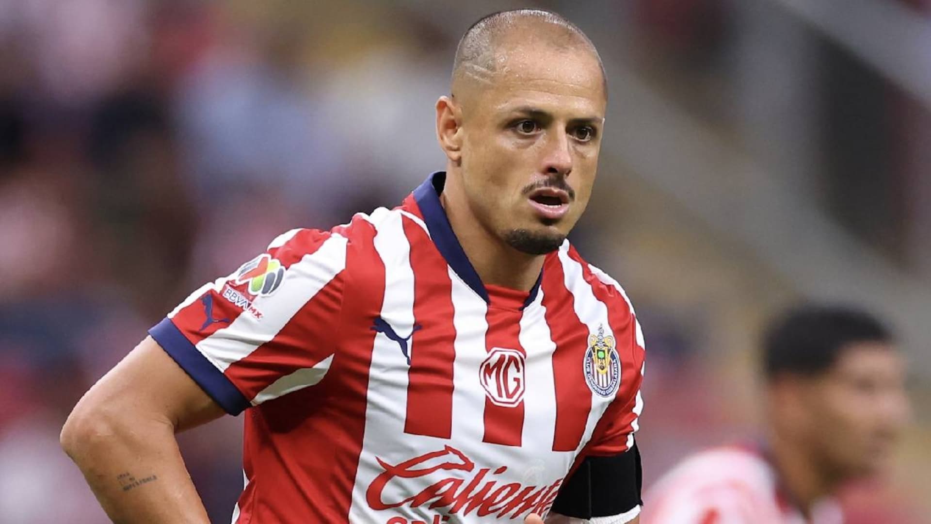 Chicharito Hernández no ha rendido en Chivas lo que se esperaba | Foto: juanfutbol