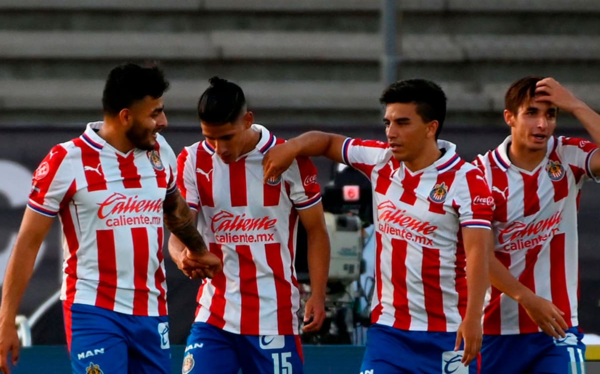 Chivas podría anunciar la salida de Alexis Vega en los próximos días.