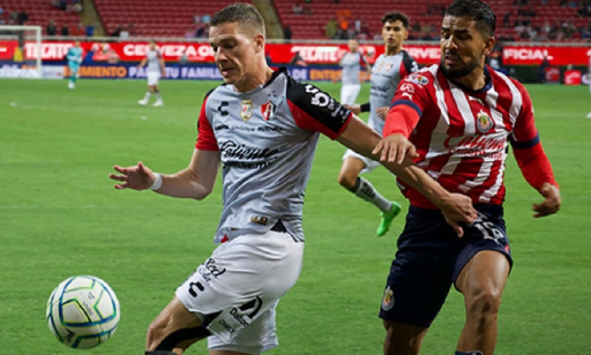 Clásico Tapatío de altos voltajes.