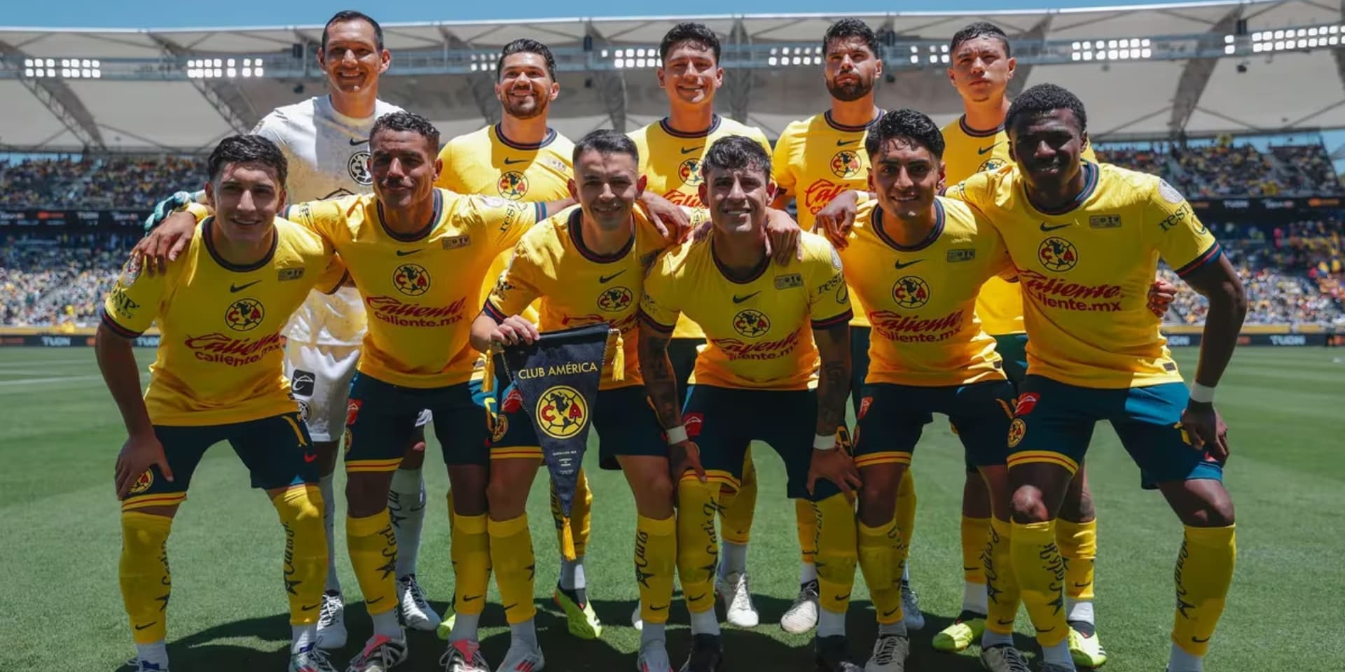 Club América en la presentación de la Supercopa MX (Fuente: ESPN)