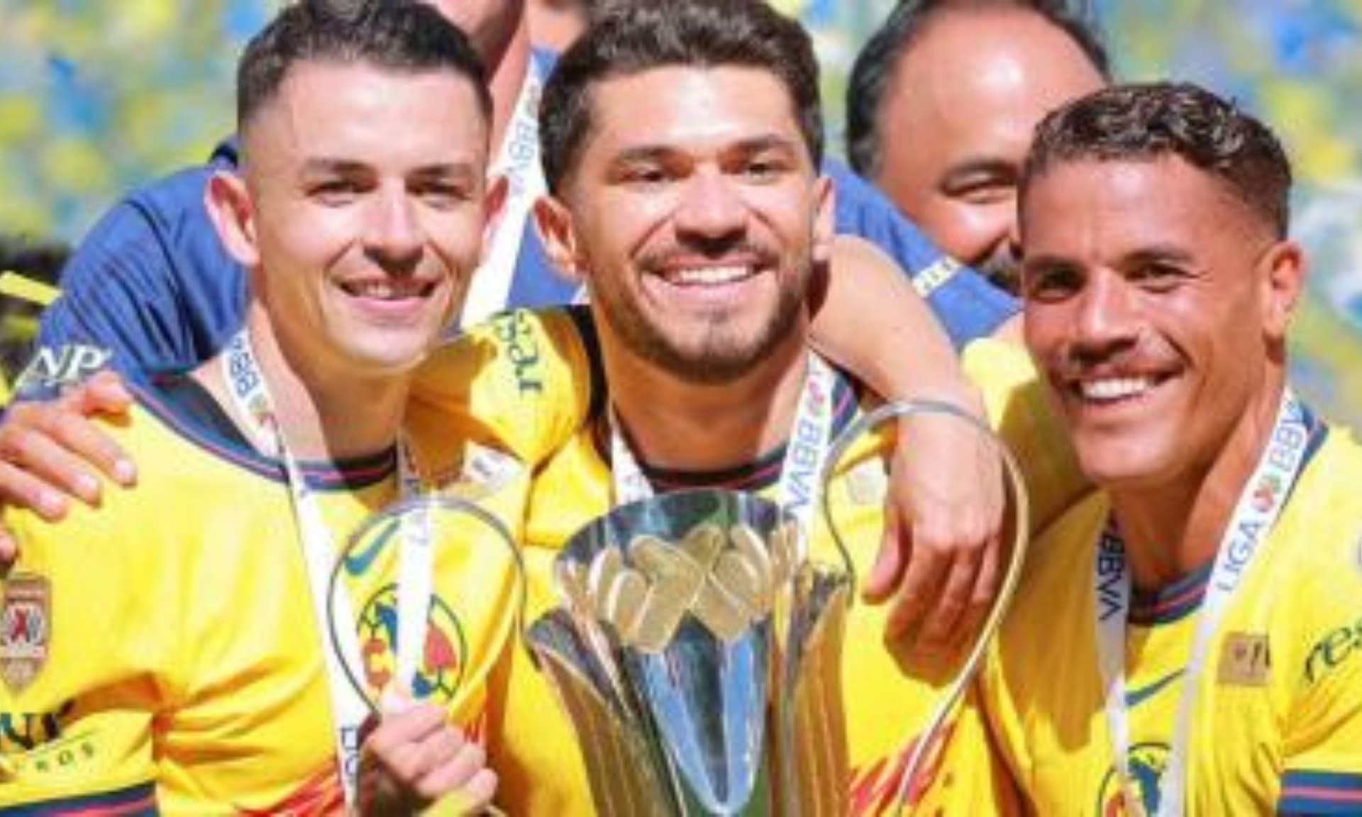 Club América festeja la obtención de la Súper Copa de la Liga MX. (Fuente: Mexsports)