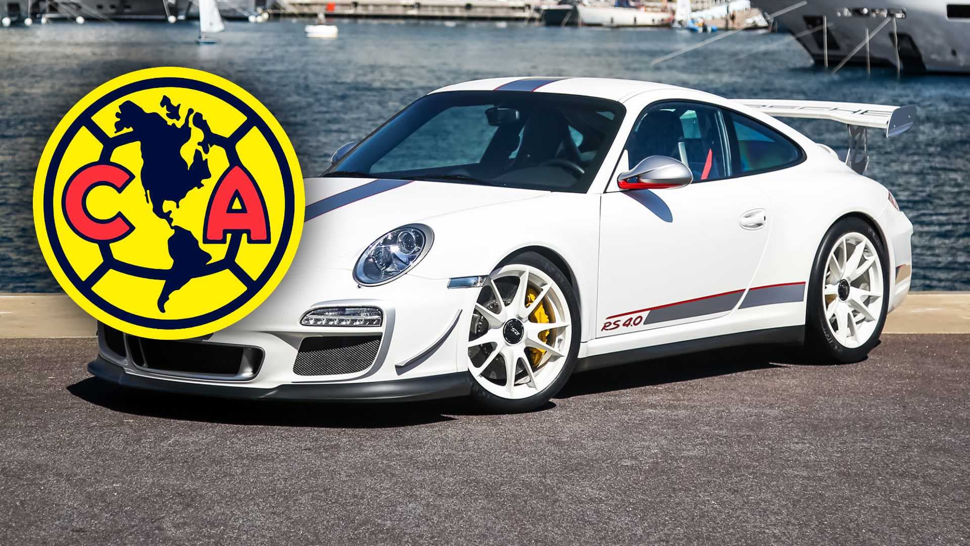 Coche que manejaba Vicente Sánchez en el Club América