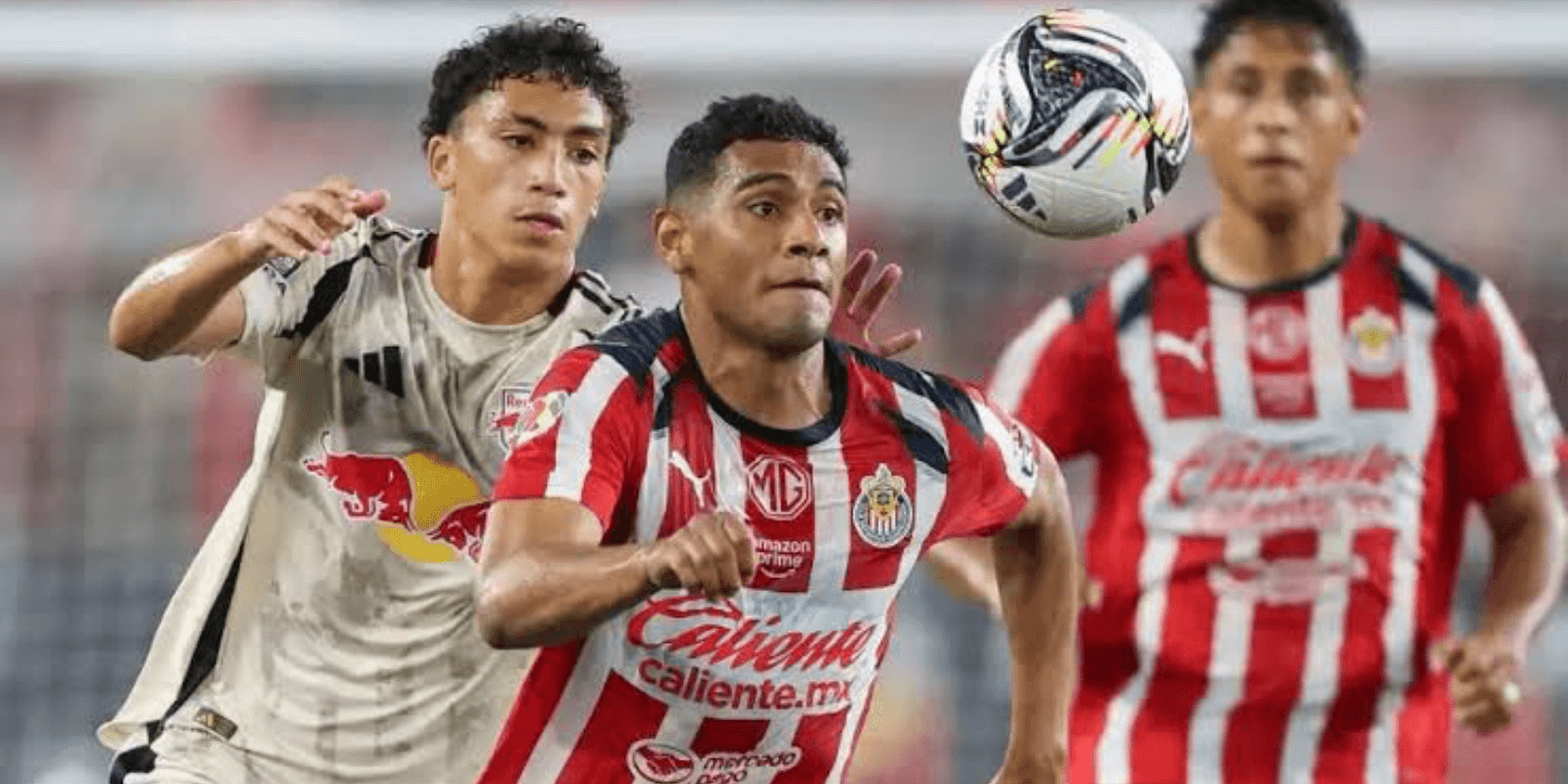 Cometió un error y terminó por costarle el partido a Chivas, no colocó bien su barrera en el gol rival: Raúl Rangel