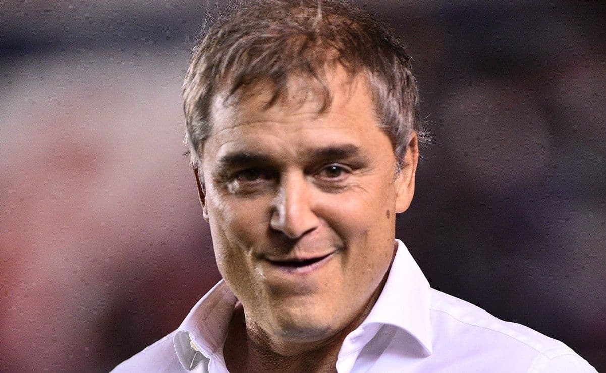 Con todo y la victoria hay jugadores celestes que apoyan al entrenador charrúa