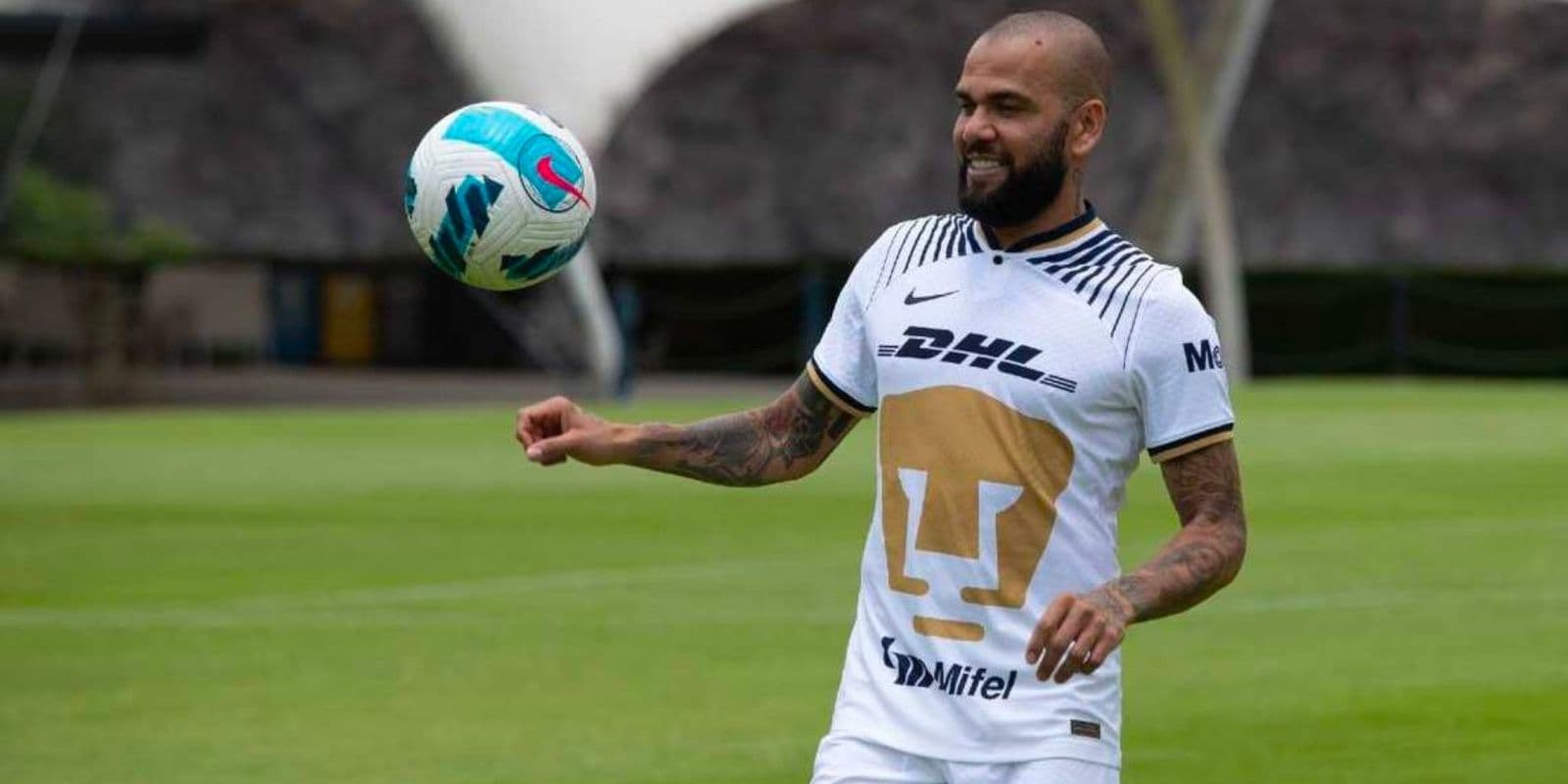 Conoce la leyenda de Pumas que se molestó con la contratación de Dani Alves.
