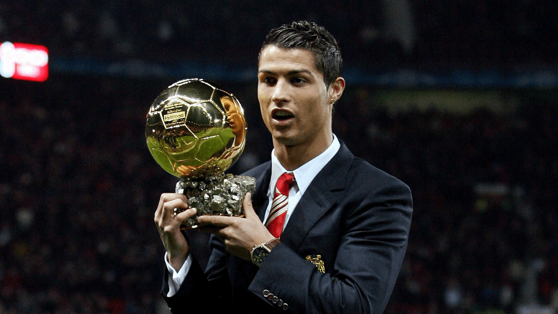 Cristiano Ronaldo con el Balón de Oro. | Foto: Mex Sport