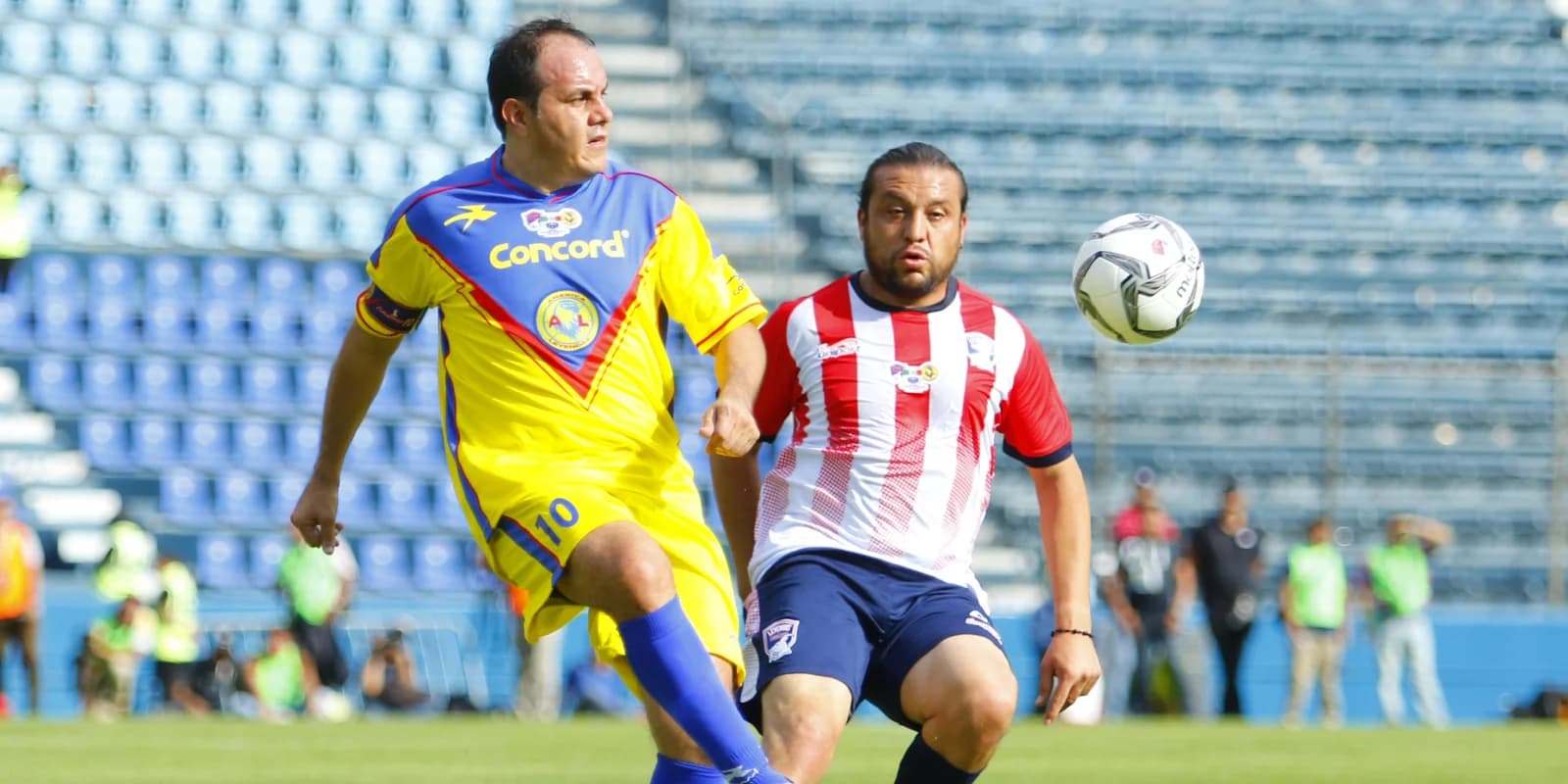 Cuauhtémoc Blanco presentó una nueva polémica con Héctor Reynoso en el Clásico de Leyendas