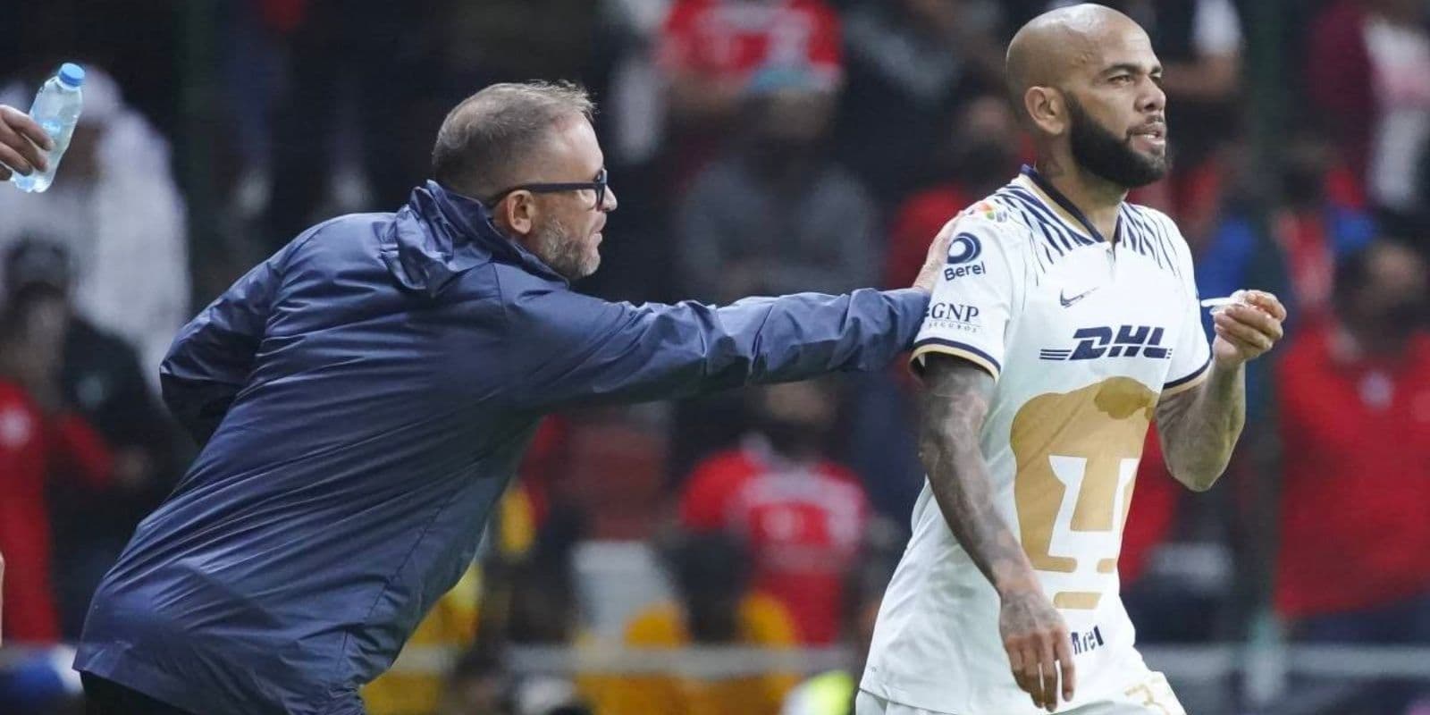Dani Alves quedó fuera de Brasil y lo que hará Lillini con él en Pumas.