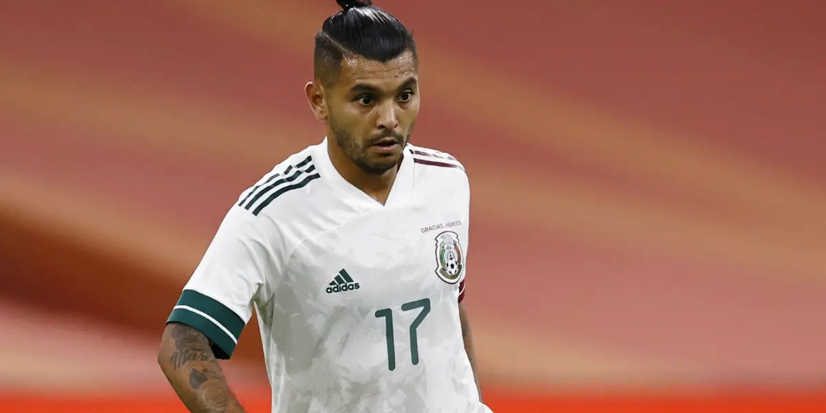 Después de un largo viaje y de presentarse con la Selección Mexicana, Gerardo Martino decide no llevar a Jesús Manuel Corona al encuentro contra Jamaica
