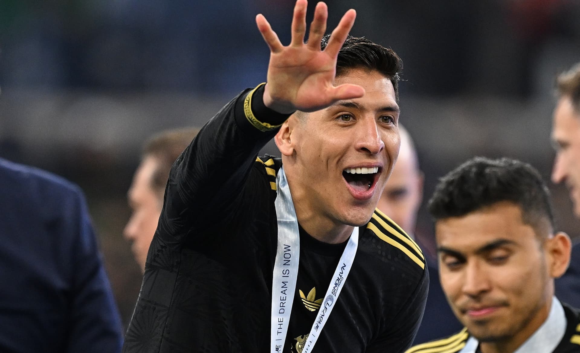 Edson Álvarez festeja título con la selección mexicana (Fuente: Mexsports)
