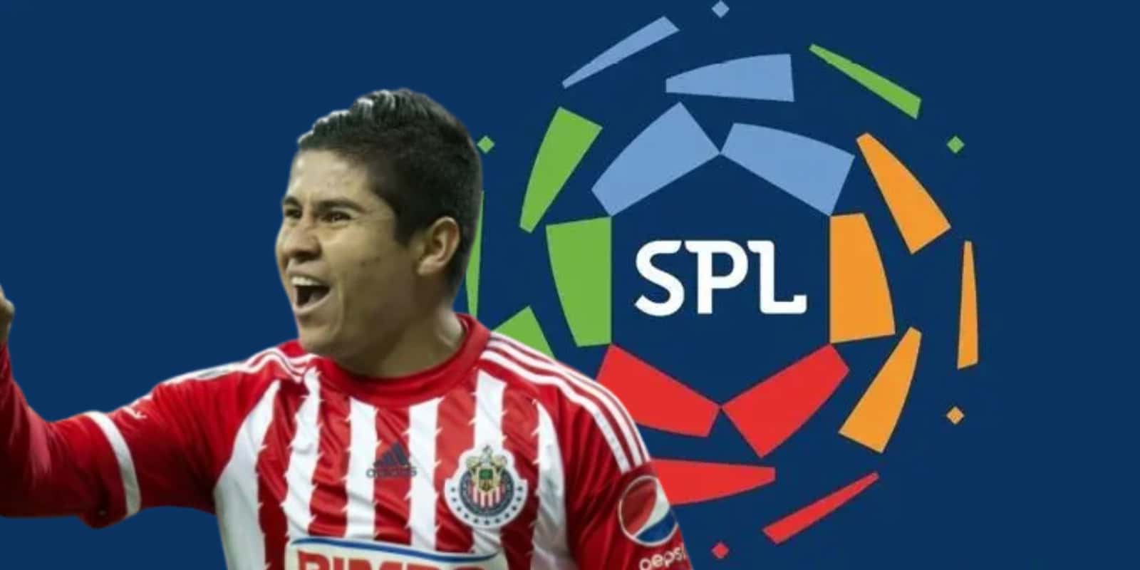 Eduardo López junto al logo de la Saudi Pro League / FOTO 90 MIN