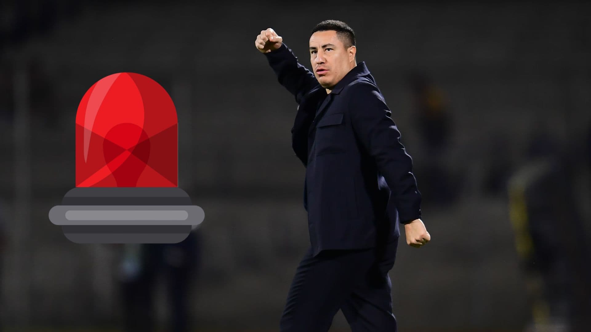 Efraín Juárez dirigiendo un partido de Pumas (Foto: Mexsport)