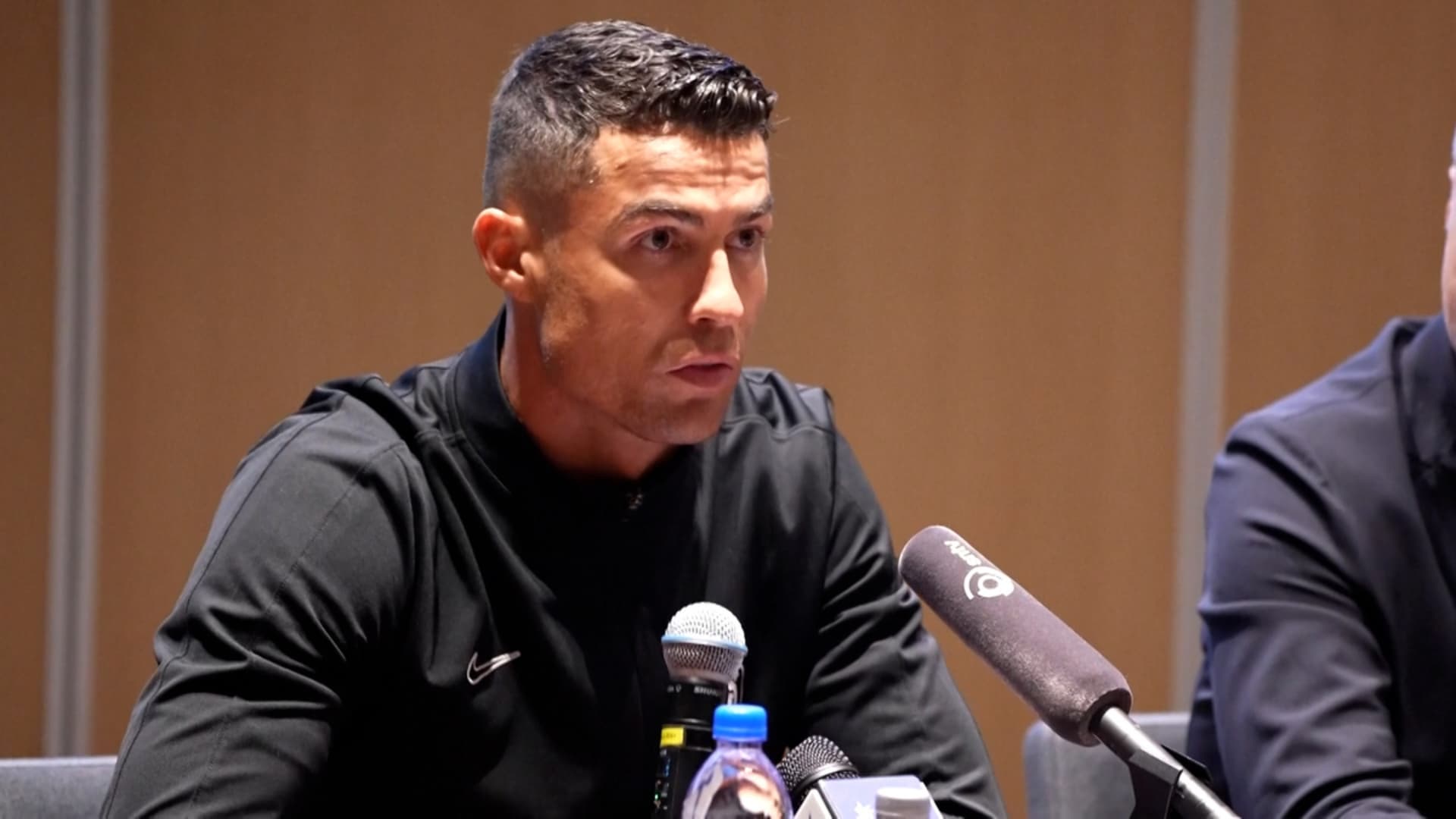 El 'Bicho' confirmaría su lesión durante esta jornada y se suspendería la gira del Al-Nassr