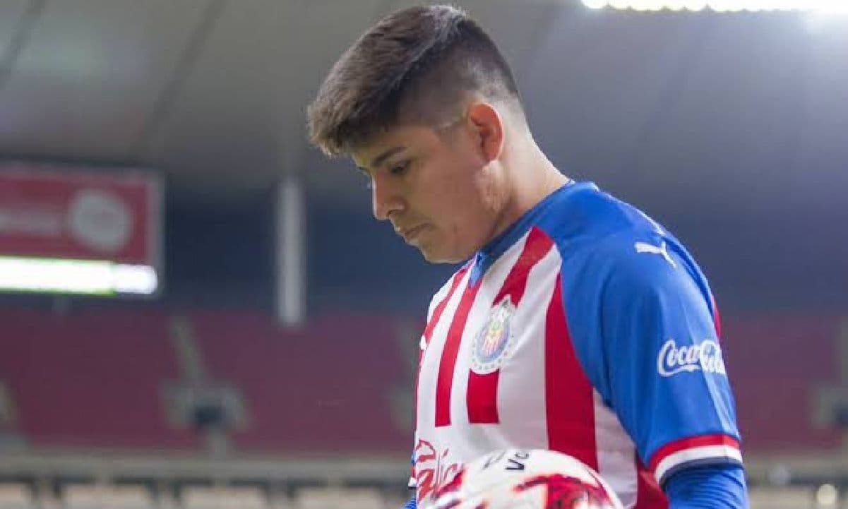 El canterano de Chivas regresa al rebaño, sin embargo, no entra en planes del Guadalajara