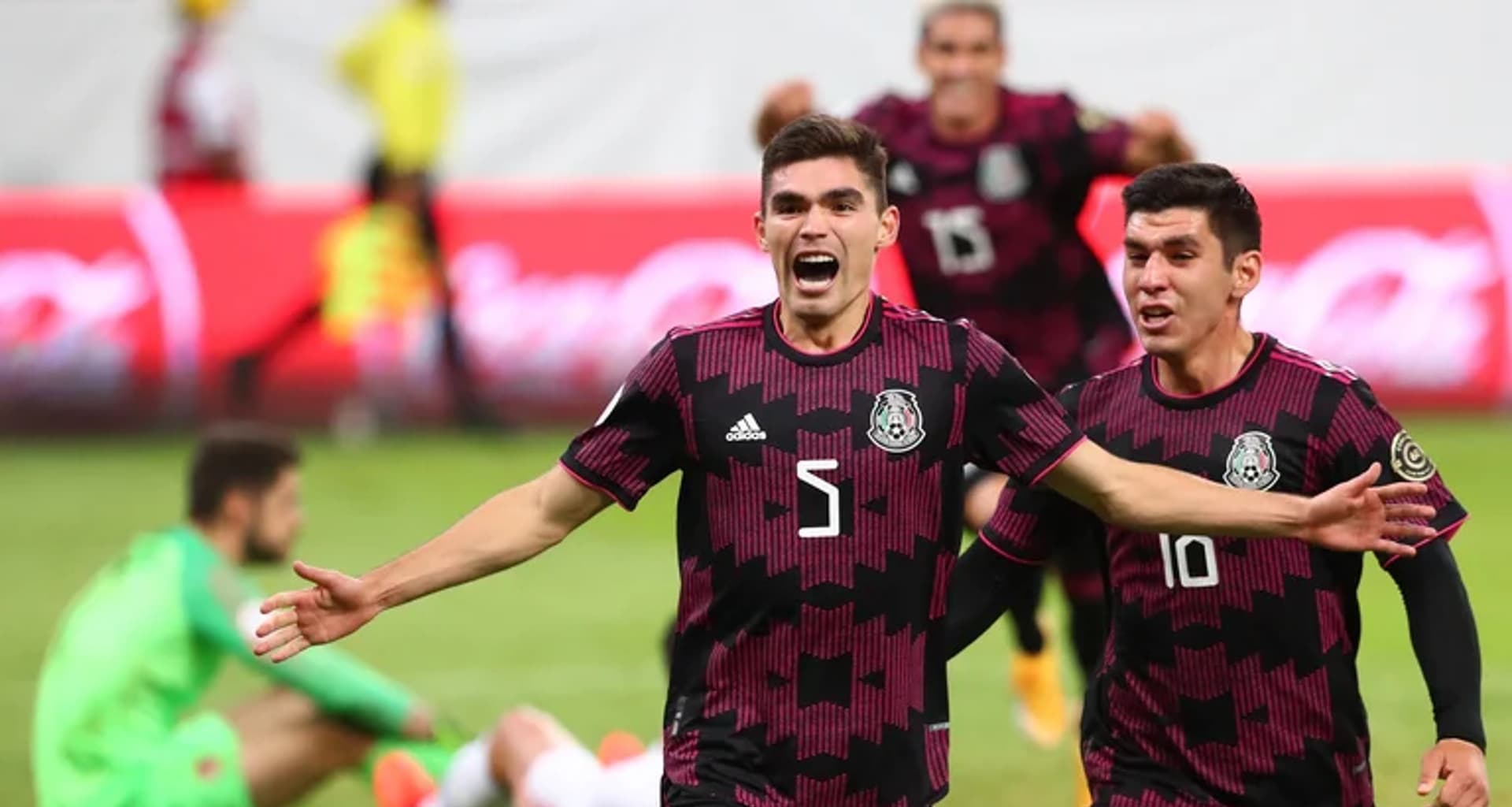 El central mexicano iría a la banca contra Panamá y se consumiría una fecha FIFA sin minutos de juego para el defensa