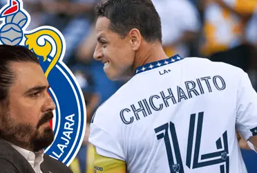 El Chicharito aún no firma con Chivas y ya se sabe porqué.