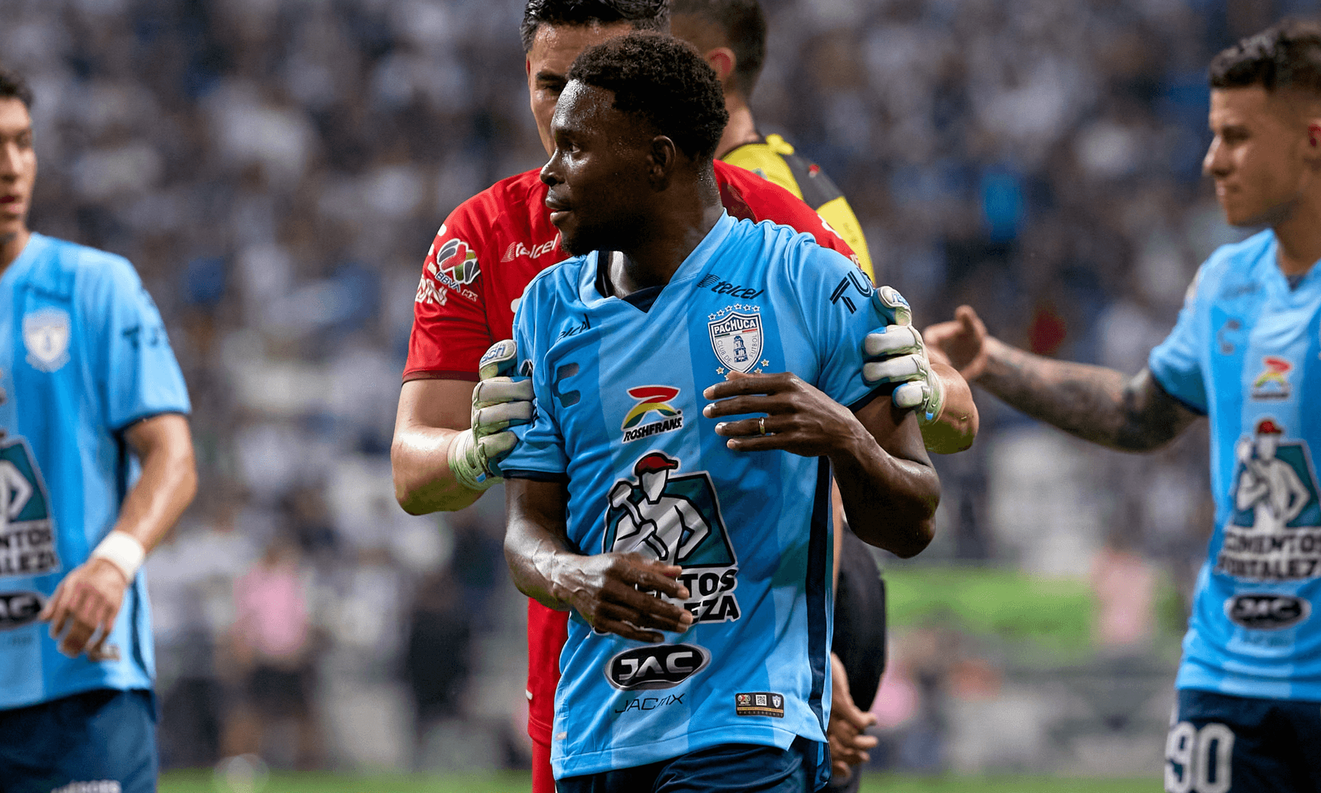 El colombiano anotó el penal en la misma portería en donde falló en su momento en la Final contra Tigres