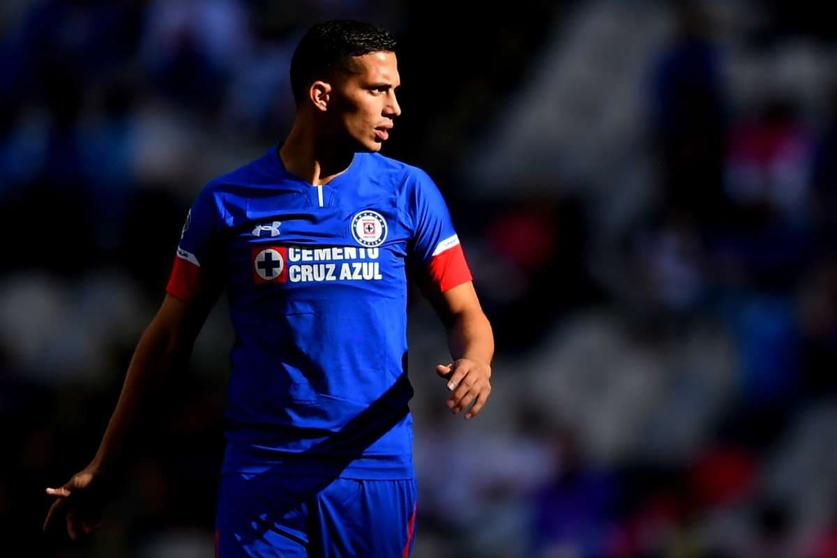 El Cruz Azul está pasando por malos momentos comparando sus resultados con el torneo pasado, es por eso que la afición sueña con un nuevo refuerzo.