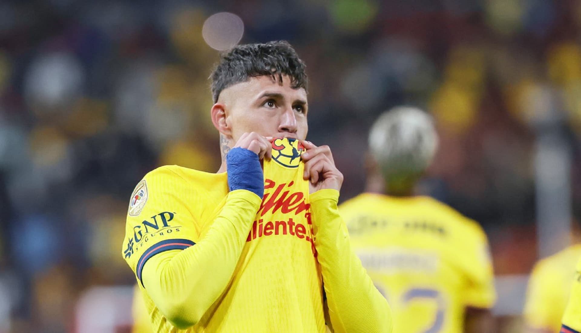 El defensa azulcrema se sumó a la lista de jugadores que les nació un fuerte amor por las Águilas