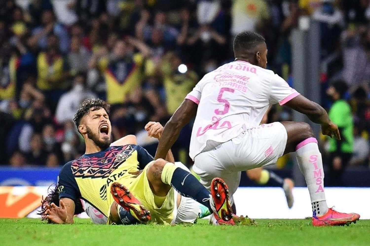 El defensor paraguayo, Bruno Valdez, tuvo que abandonar el campo durante el juego ante Santos debido a una lesión. Esto es lo que se sabe sobre la lesión del jugador guaraní y si podrá ver acción por lo que resta del torneo.