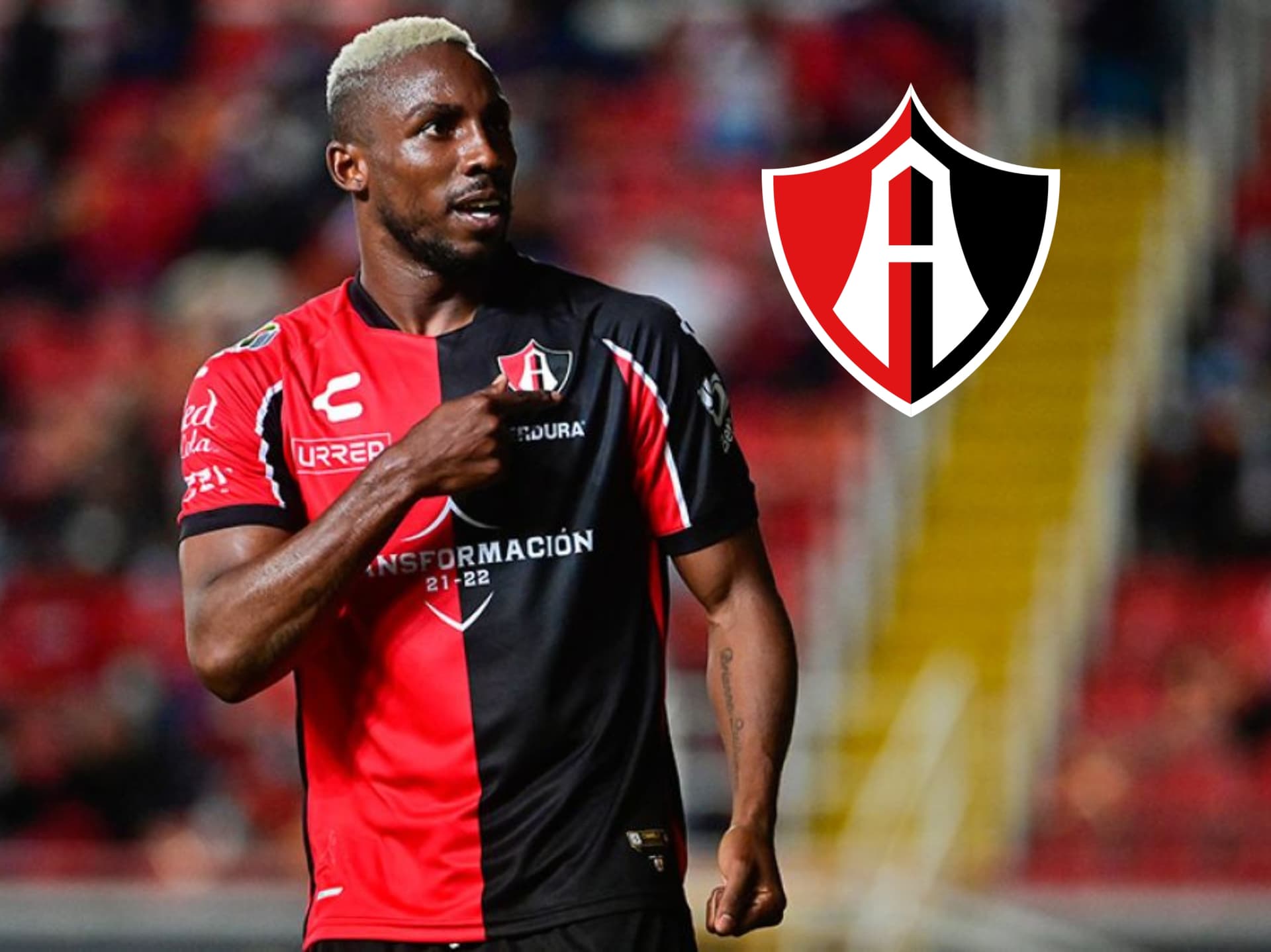 El delantero colombiano podría salir del Atlas.